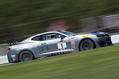 CTMP PWC: Aschenbach wins GTS opener, frantic duel behind