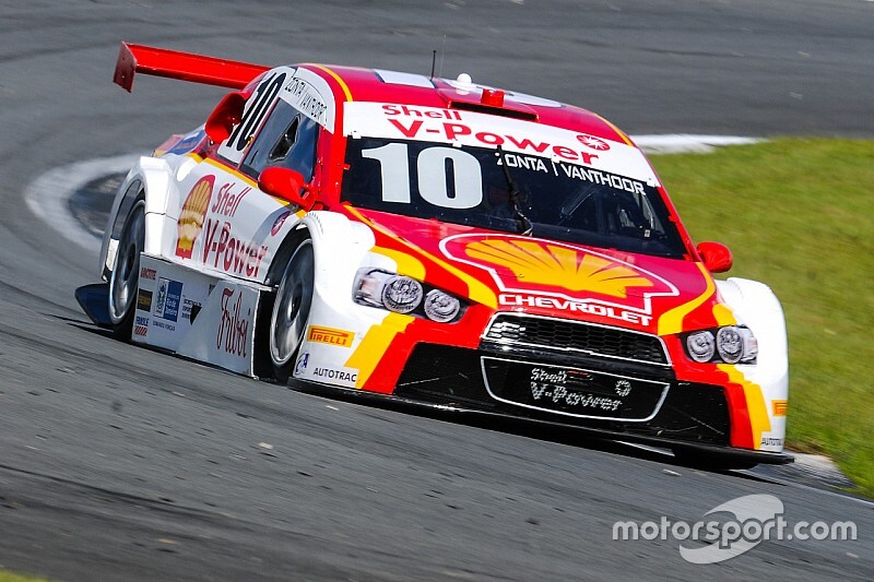Porsche star Vanthoor to partner Zonta in ‘Guest Race’