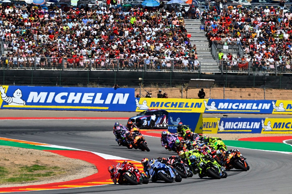 Aragon Sprint: Bezzecchi Bows to Marquez Dominance