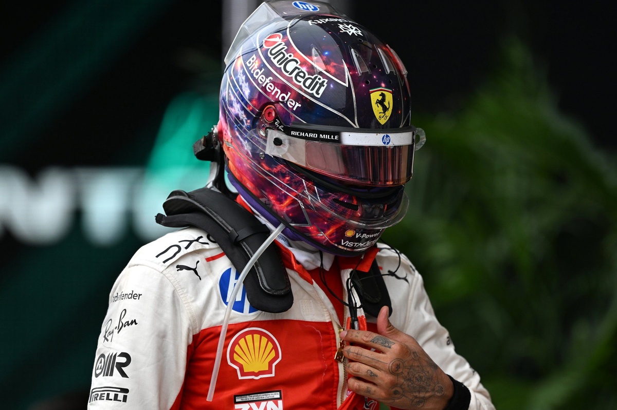 Hamilton Reveals Austin Podium Loss: Ferrari's F1 Missteps