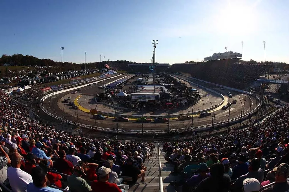 2025-oct24-martinsville-1-main-image