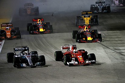 Hamilton verbijsterd over voorsprong in kampioenschap