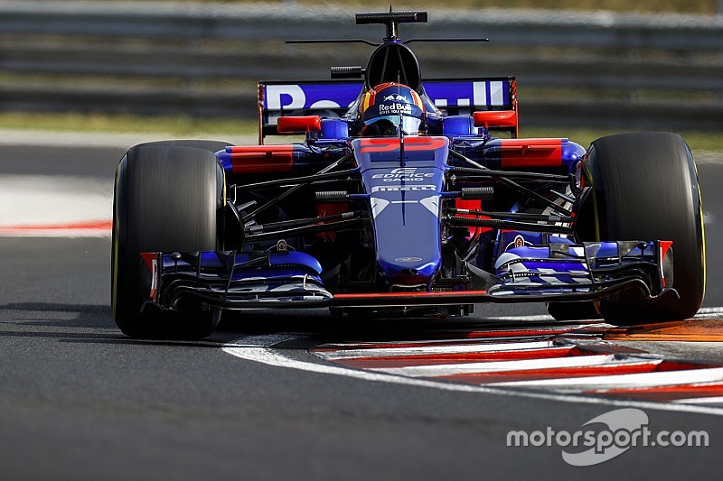 Sainz: “Me alegro por Kubica, no habrá pasado unos años fáciles”
