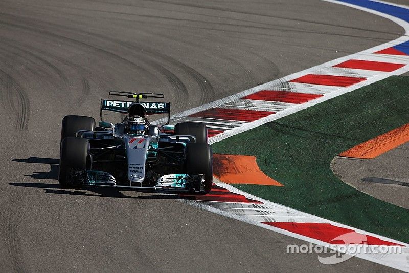 Wolff gematigd tevreden: "Bottas had snelheid om pole te pakken"