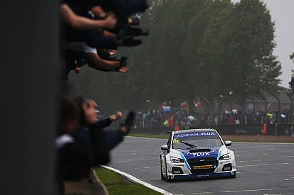 BTCC champion Sutton stays at BMR Subaru
