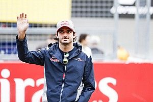 OFICIAL: Carlos Sainz correrá lo que queda de temporada 2017 con Renault