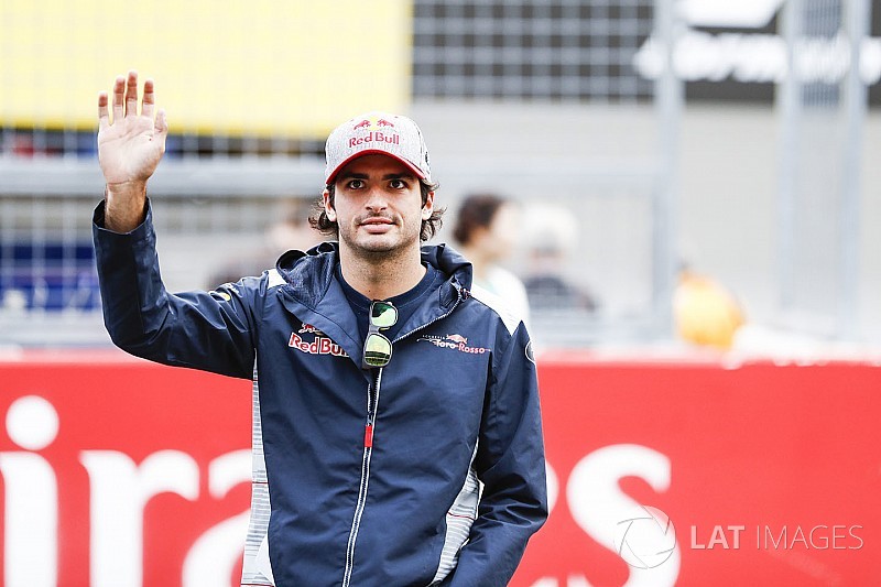 OFICIAL: Carlos Sainz correrá lo que queda de temporada 2017 con Renault