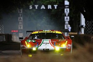 Video: Ferrari 458 GT2'nin kazası