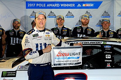 Brad Keselowski takes Las Vegas pole over Truex