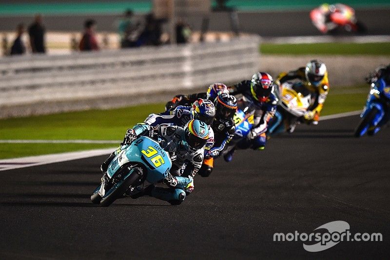 Moto3 Qatar: Mir kalahkan McPhee dan Martin