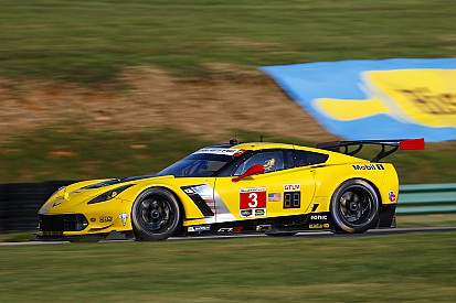 VIR IMSA: BMW misfortune hands win to Corvette