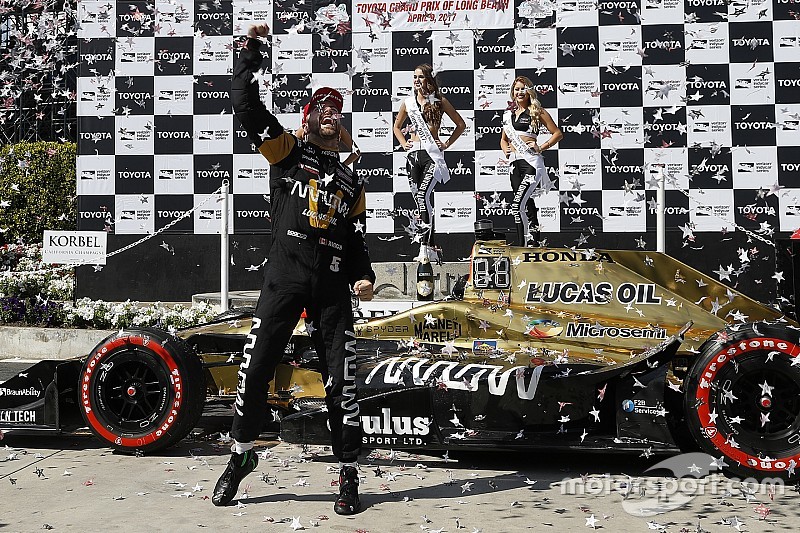 Long Beach IndyCar: Hinchcliffe wins, Andretti and Penske fade
