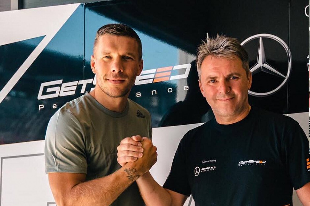 Lukas Podolski testował Mercedesa GT3