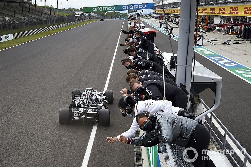 Mercedes aún no ve claro que el W11 no vaya a sufrir con calor