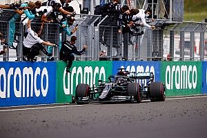 Macaristan GP: Hamilton kazandı, şampiyona liderliğine yükseldi!