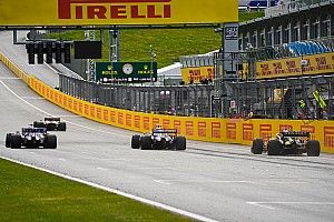 MotoGP-befutó a Forma-1-ben: a kép, ami több mint beszédes