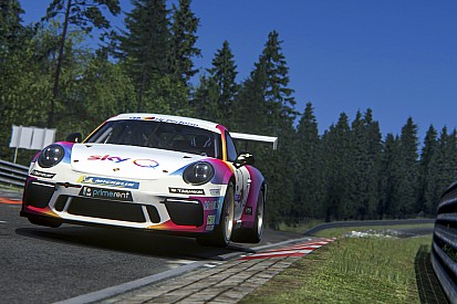 Porsche Esports Carrera Cup Italia: Santoro "vola" sulla Nordschleife e riapre la sfida
