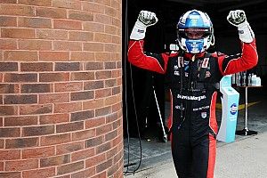 Oulton Park BTCC: Butcher nabs pole from Cook