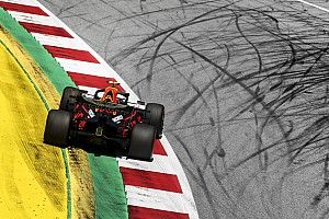 Red Bull Racing traci na prostych