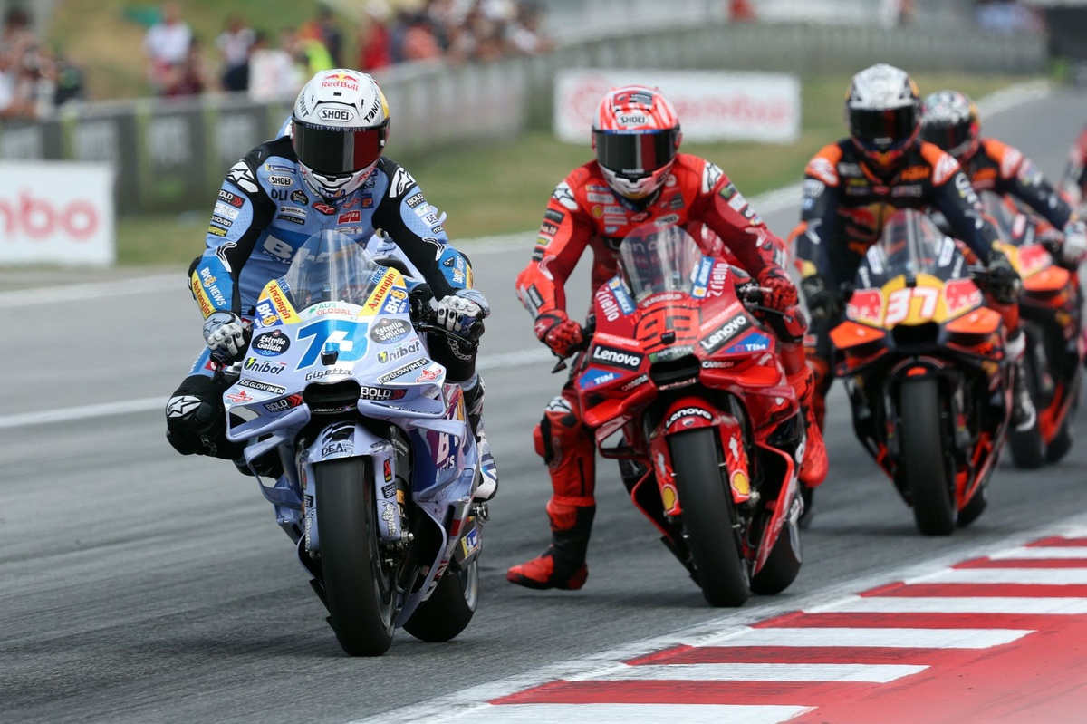 Álex Márquez élu pilote du week-end à Barcelone