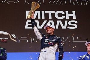 Fórmula E Roma: Evans gana en accidentada carrera y Cassidy es líder