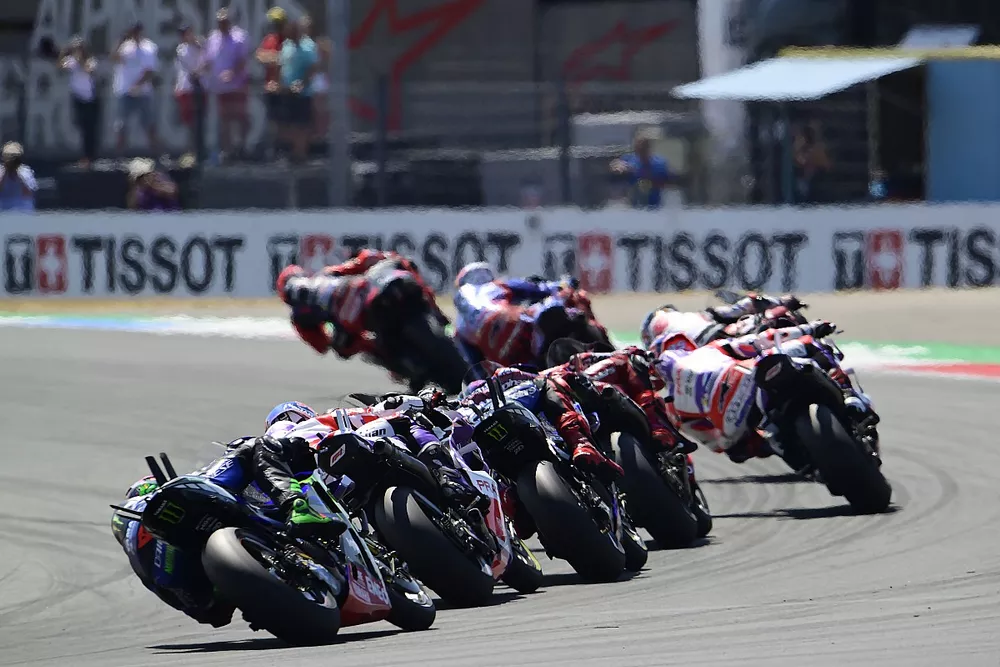Azione in pista al GP d'Olanda