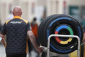 Фото: новые колесные колпаки McLaren вблизи