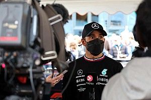 Ex-F1 vê "golpe baixo" de chefão da Red Bull em Hamilton; entenda