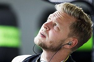 Magnussen nie czuł presji ojca