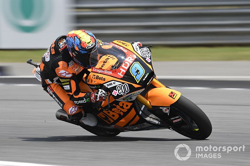 Navarro se lleva en Valencia la última pole de 2019 en Moto2