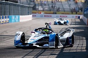 New York E-Prix: Sims scores first pole, Buemi out of title race