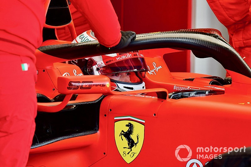 Leclerc, SF90'la Monza'da piste çıktı