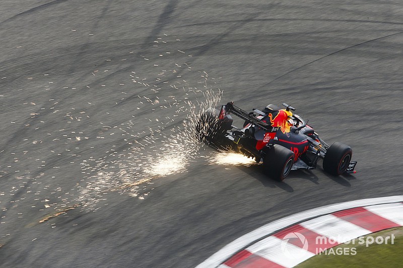 Magnussen: "Vettel en Renaults deden het juiste bij Verstappen"