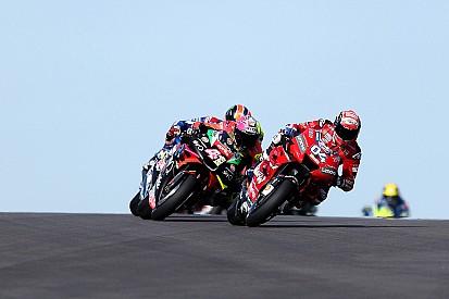 Espargaro: "Dovizioso e Ducati l'esempio da seguire per Aprilia"