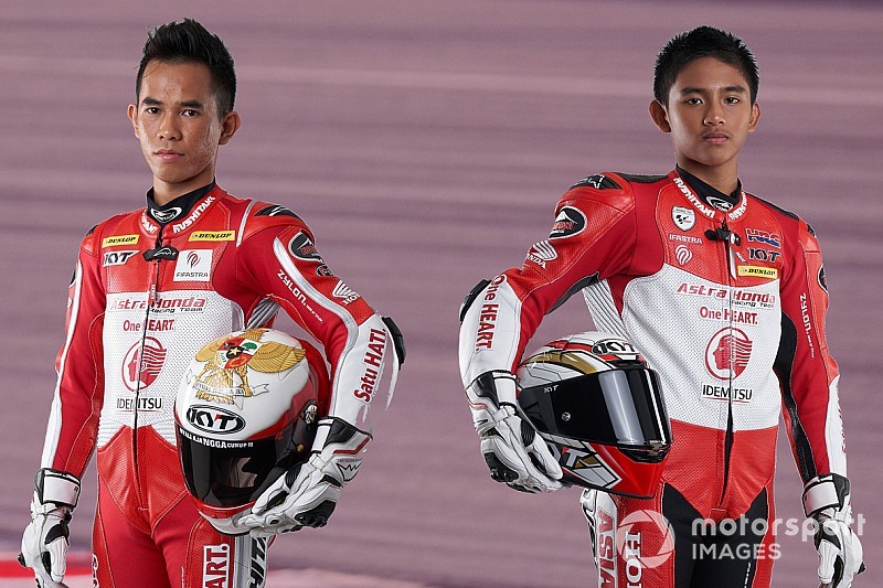 Gerry Salim-Mario SA menatap CEV Estoril