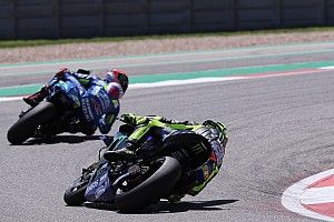 Rins: “Jugando con Rossi nos quedamos los dos fuera”