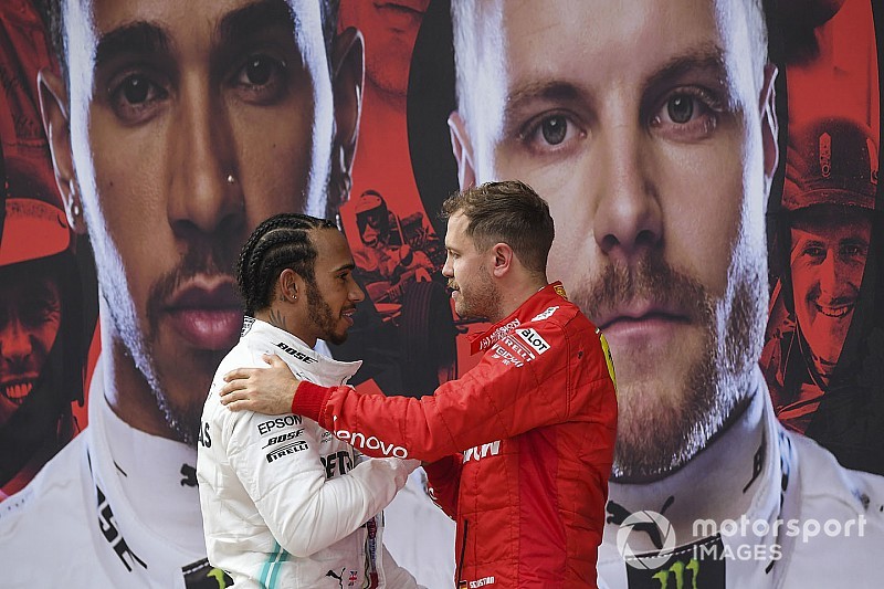 Hamilton a Ferrarinál fejezheti a be a pályafutását?