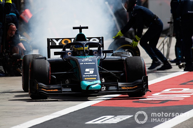 Ghiotto passa Sette Câmara a duas voltas do fim e vence no Bahrein na F2