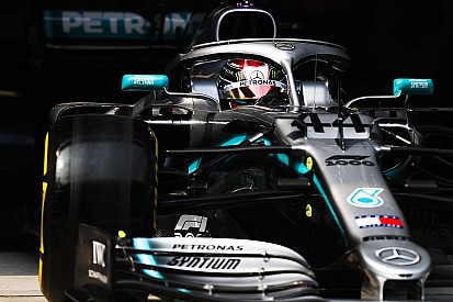Hamilton : "Plus difficile de travailler" avec la Mercedes 2019