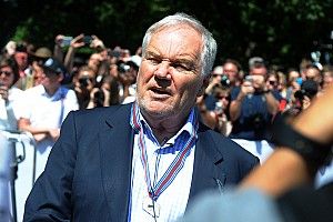 Head's presence will lift Williams, says Russell