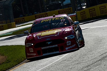 McLaughlin, Waters embroiled in bizarre warm-up lap clash