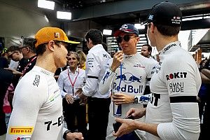 Russell: Rám is jó fényt vet, ha Norris és Albon jól teljesít