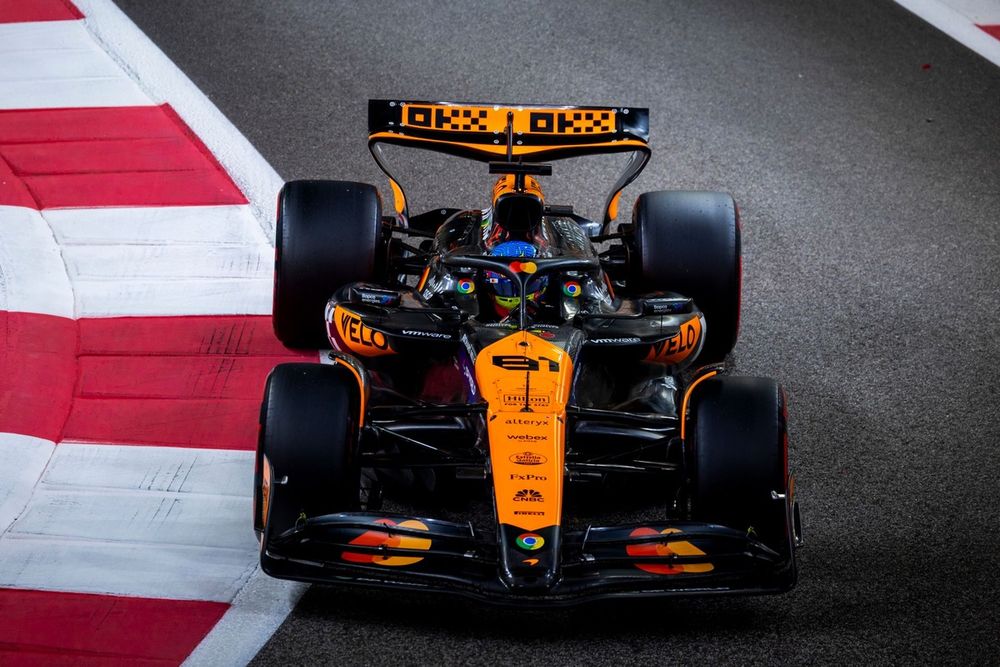 Oscar Piastri, McLaren MCL38