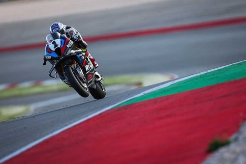 Razgatlioglu vuelve en Portimao con el mejor tiempo; Bautista, 12º