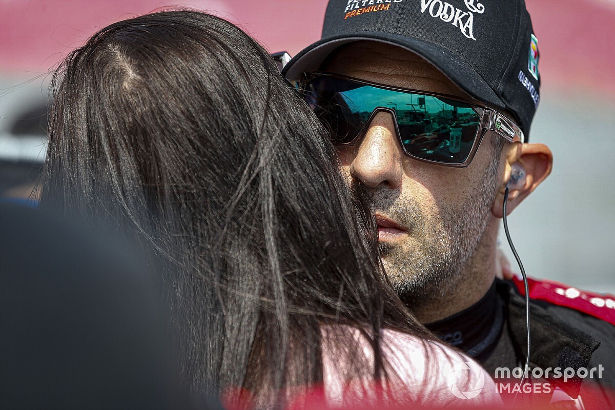 Kanaan busca seguir na Indy em 2021, correndo em ovais