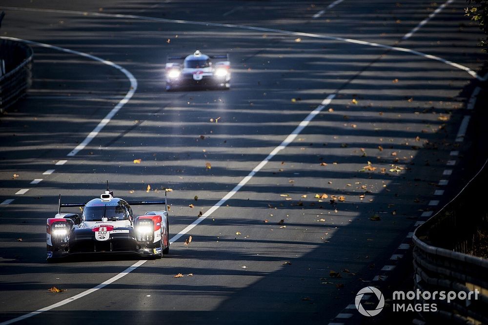 Qui sont les concurrents en lice pour l'hyperpole ?