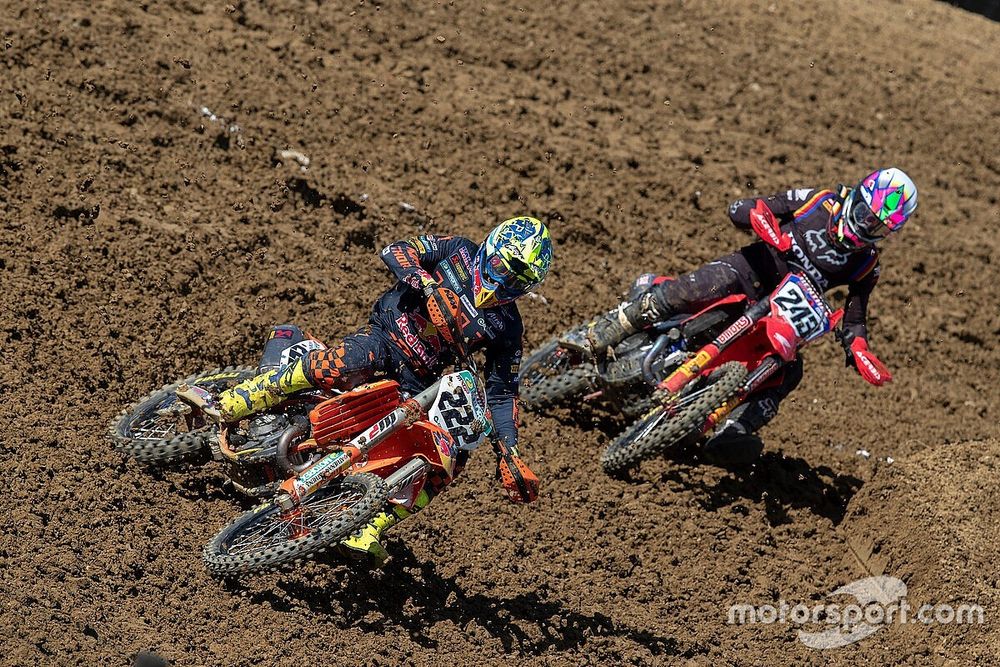 Titelconcurrenten Gajser en Cairoli botsen in Faenza
