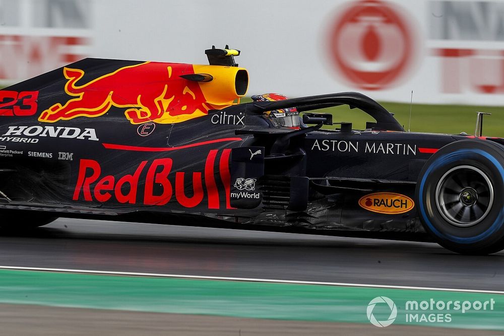 Horner ziet Red Bull-jubileum in water vallen: "Ongelooflijk lastig"