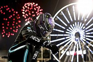 Hamilton gana el GP de Bahréin 2021 con remontada de Pérez