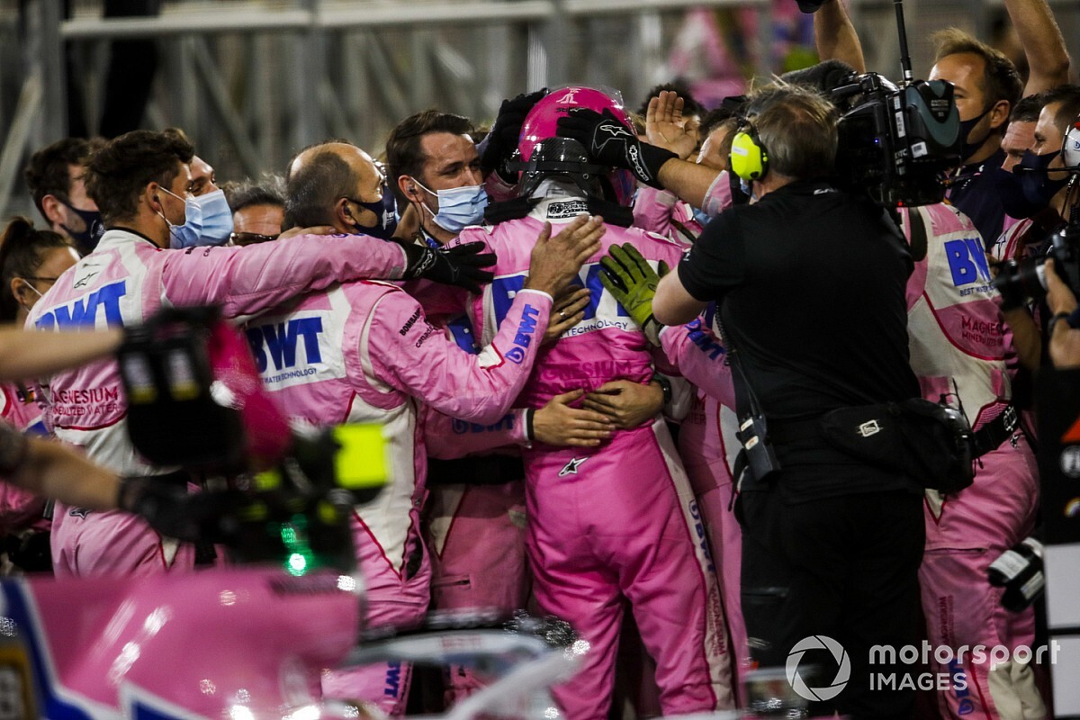 Szafnauer: "Perez, F1'de kalmayı hak ediyor"